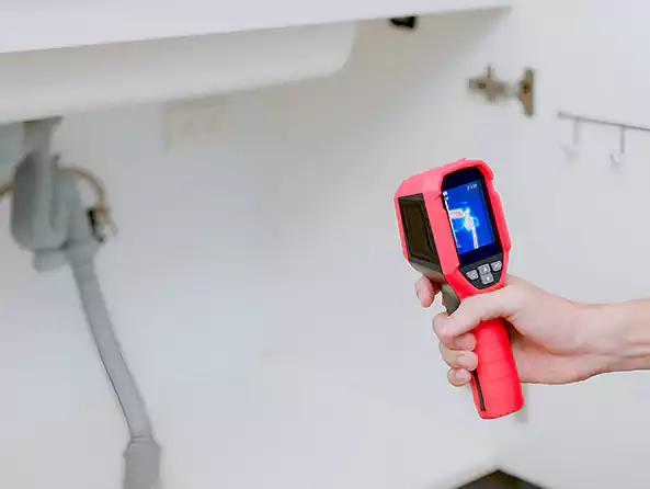 Why Choose Holtsville Plumbing for Slab Leak Detection in Holtsville, NY?